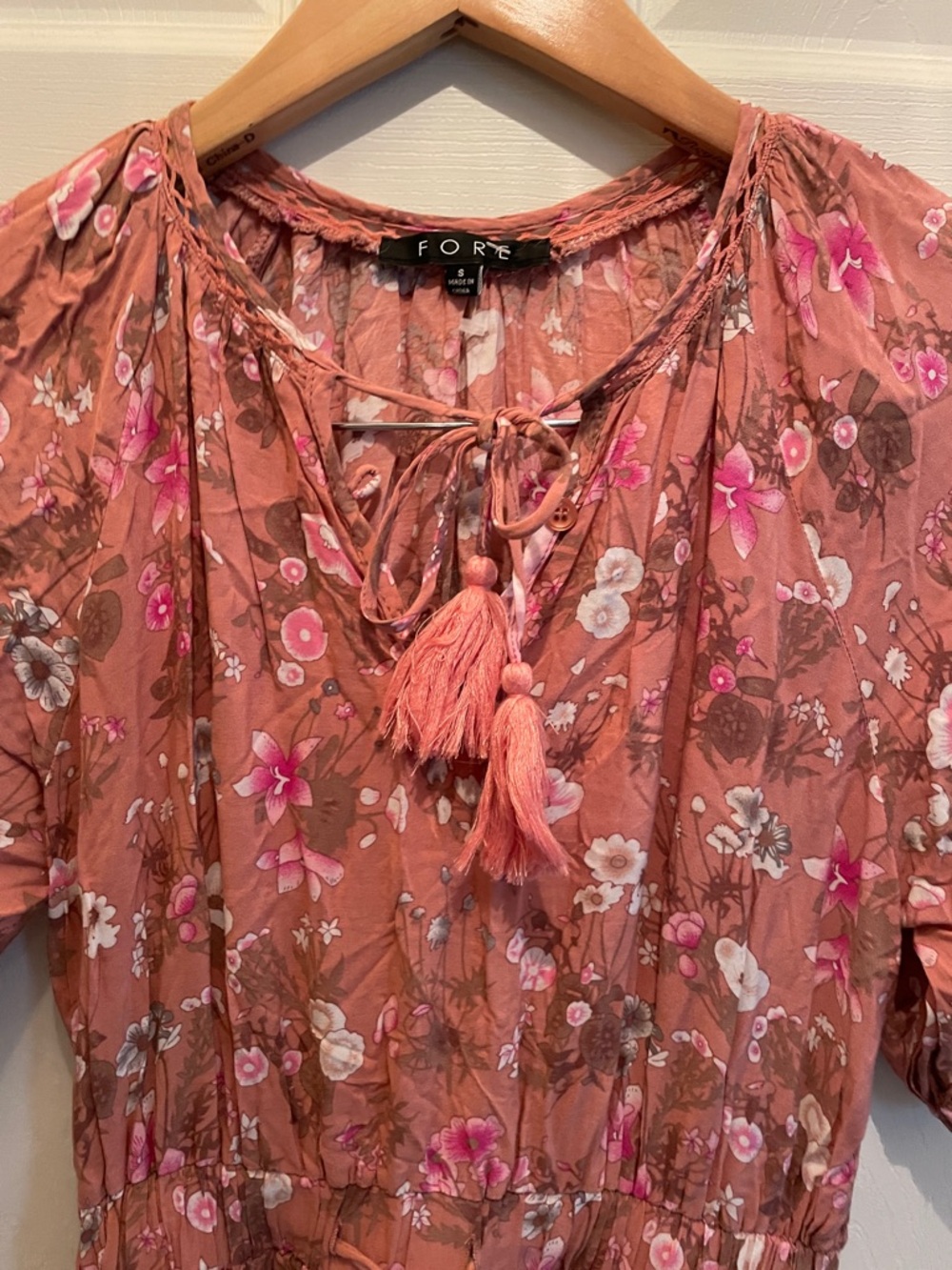 FORE Floral Tie-Neck Women's Top